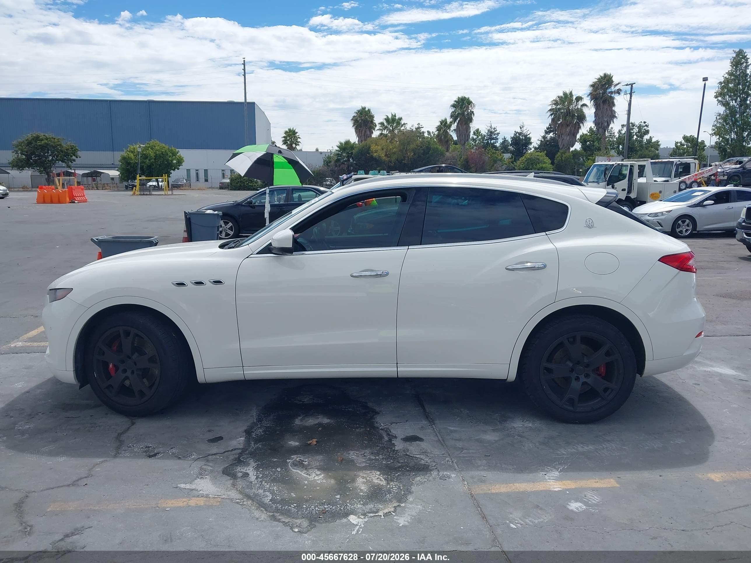 2017 MASERATI LEVANTE S