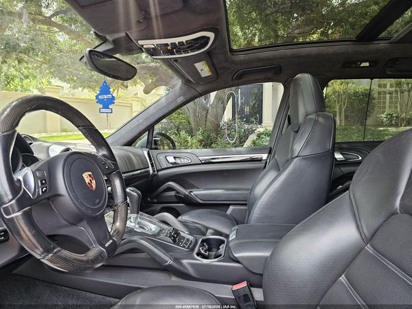 2013 PORSCHE CAYENNE GTS