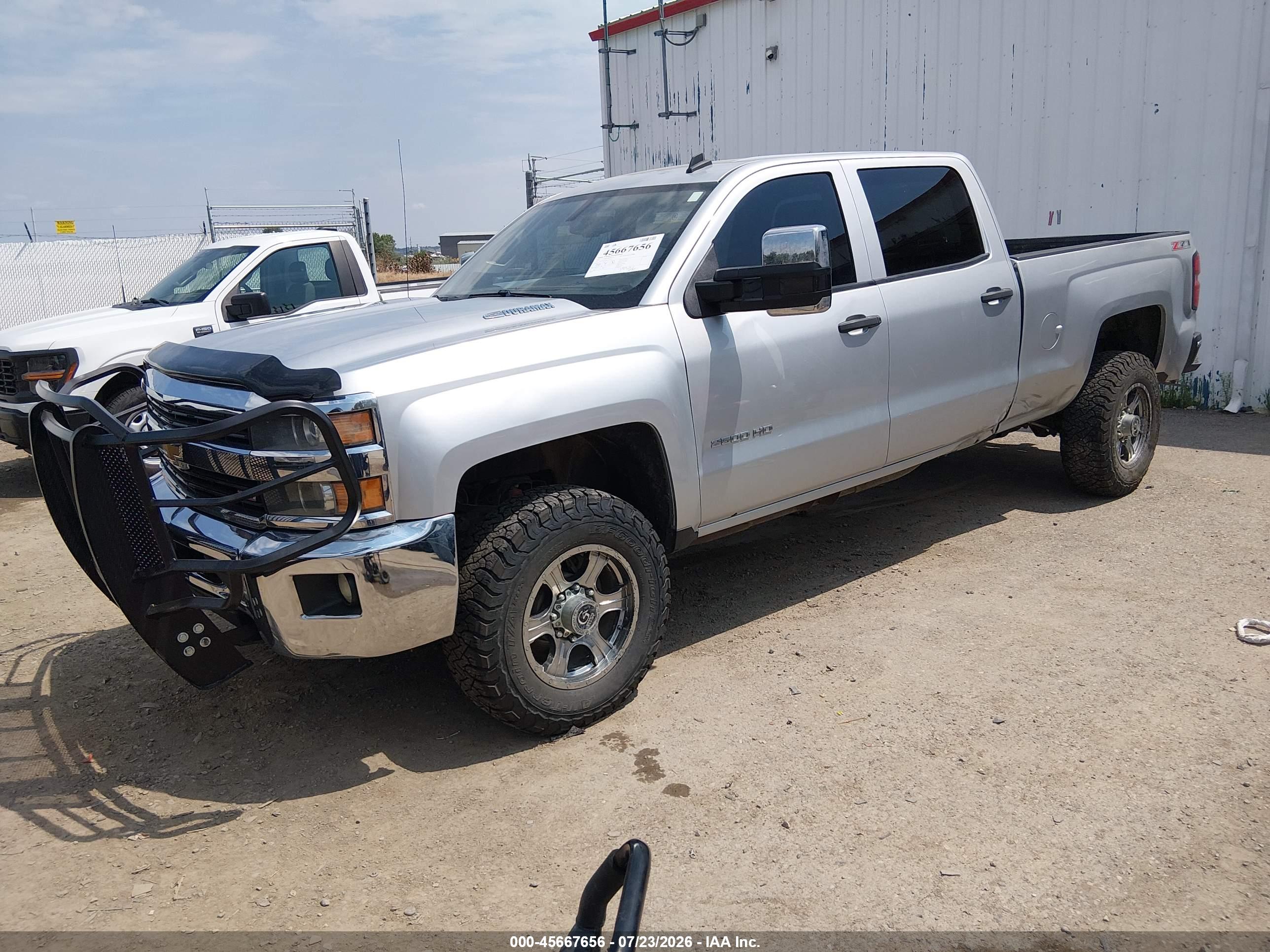 2015 CHEVROLET SILVERADO 2500HD LT — I2