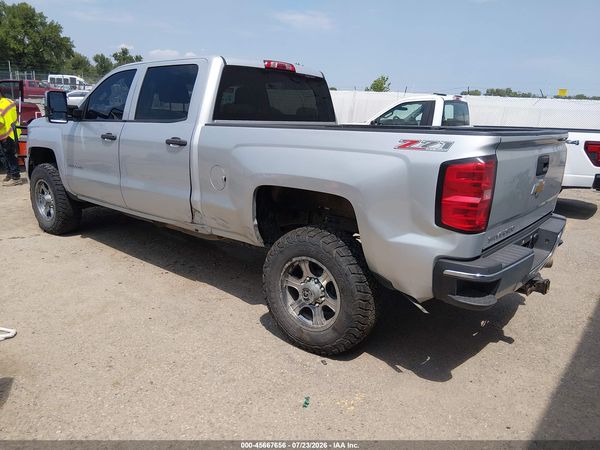 2015 CHEVROLET SILVERADO 2500HD LT — I3