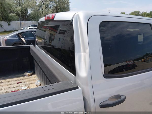 2015 CHEVROLET SILVERADO 2500HD LT — I152