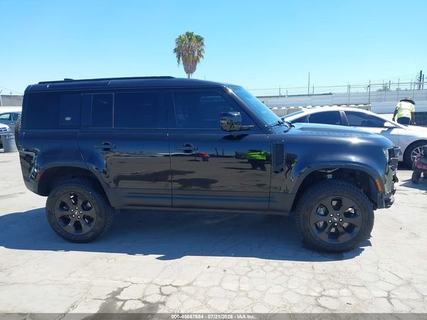 2020 LAND ROVER DEFENDER 110 SE