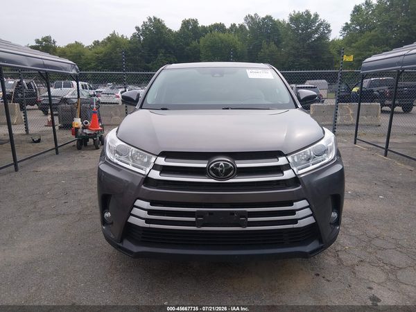 2019 TOYOTA HIGHLANDER LE PLUS