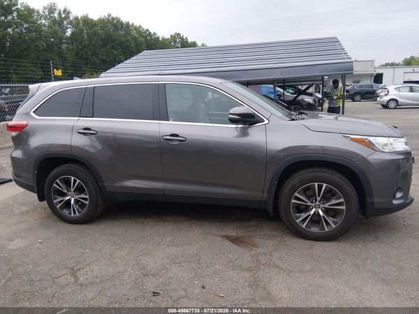 2019 TOYOTA HIGHLANDER LE PLUS
