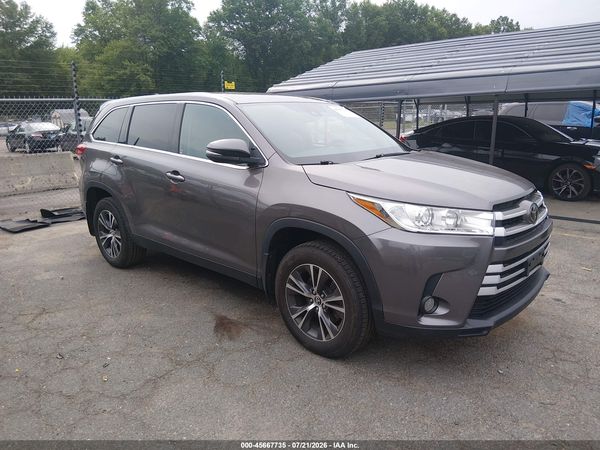 2019 TOYOTA HIGHLANDER LE PLUS