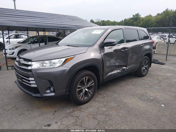 2019 TOYOTA HIGHLANDER LE PLUS