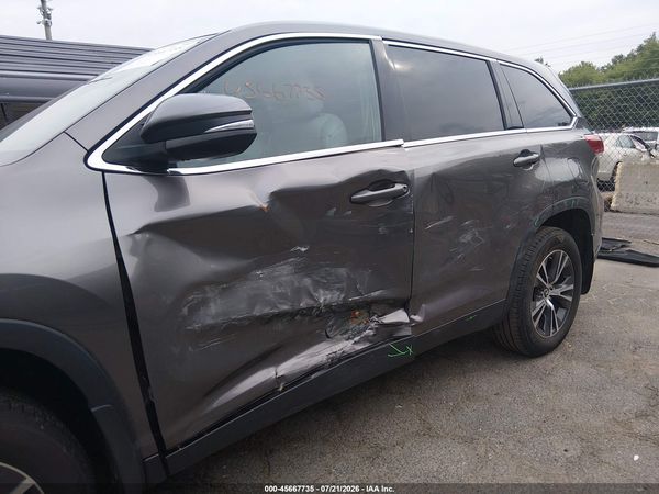 2019 TOYOTA HIGHLANDER LE PLUS