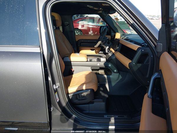 2024 LAND ROVER DEFENDER