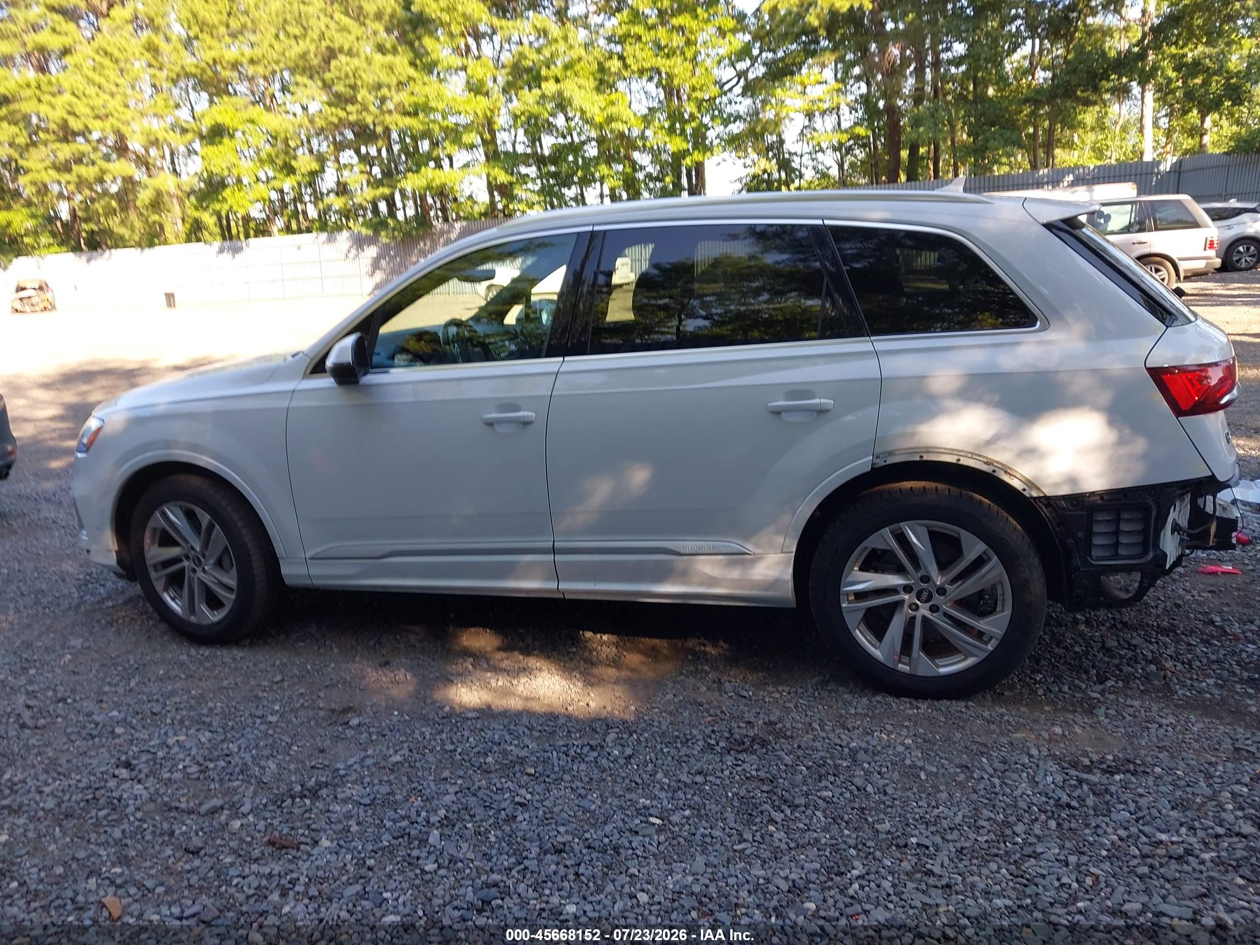 2022 AUDI Q7