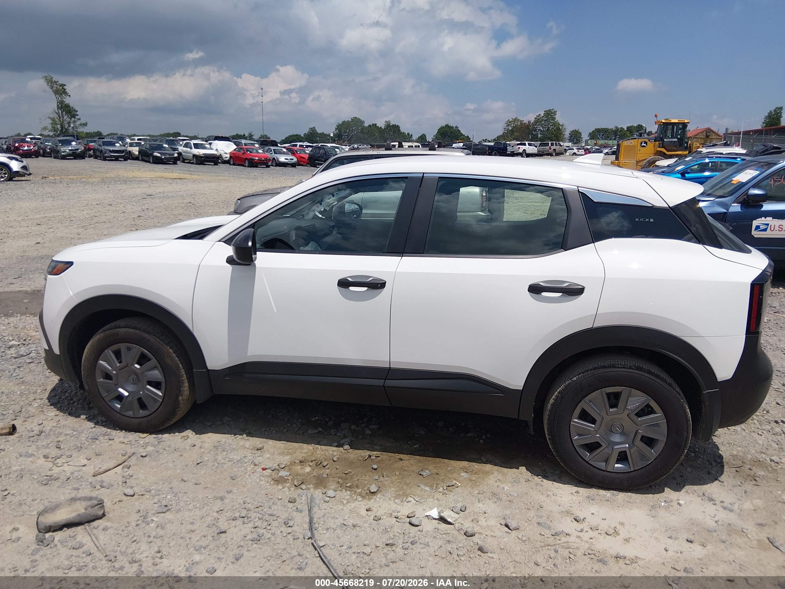 2025 NISSAN KICKS S INTELLIGENT AWD