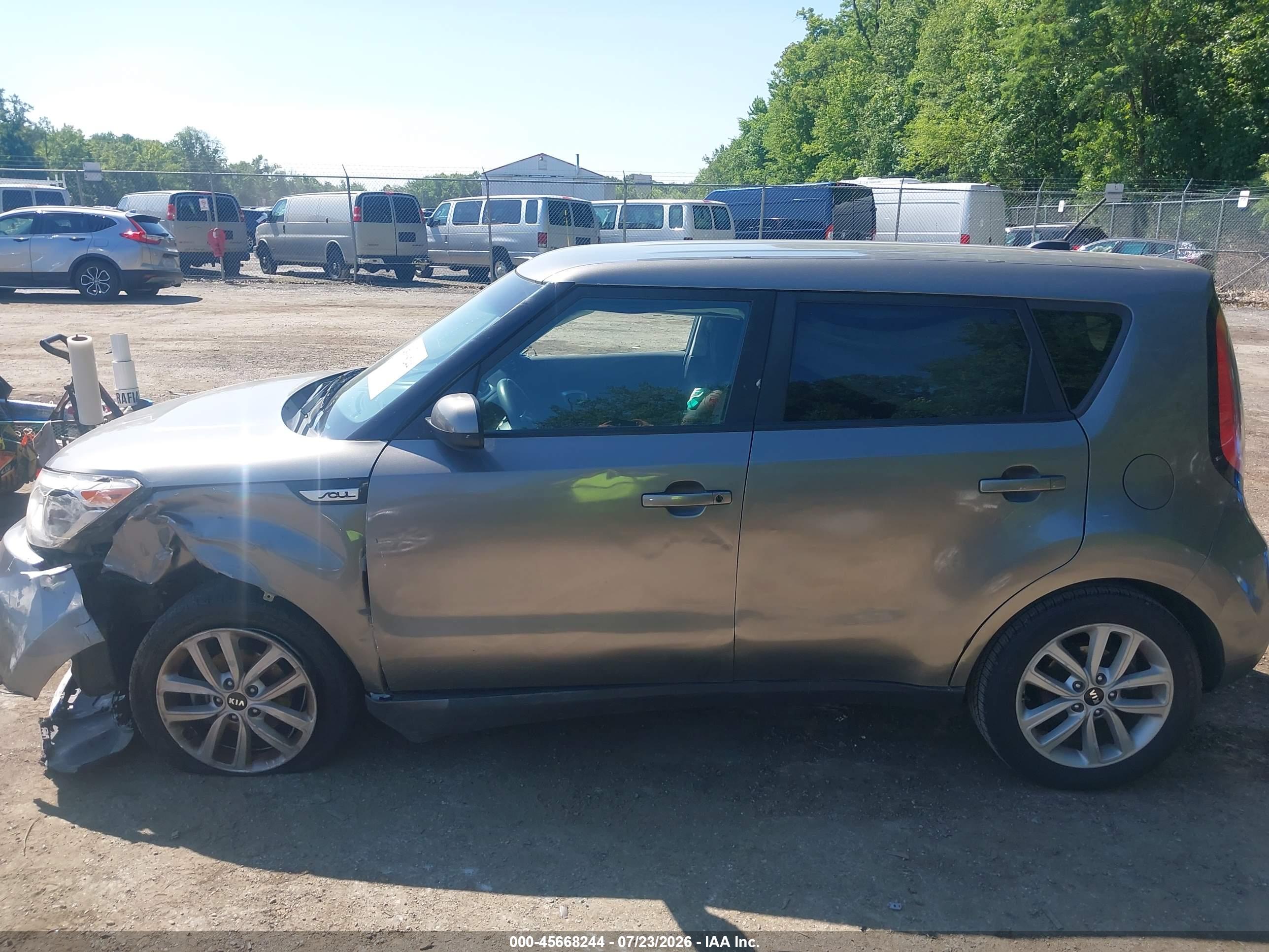 2019 KIA SOUL +
