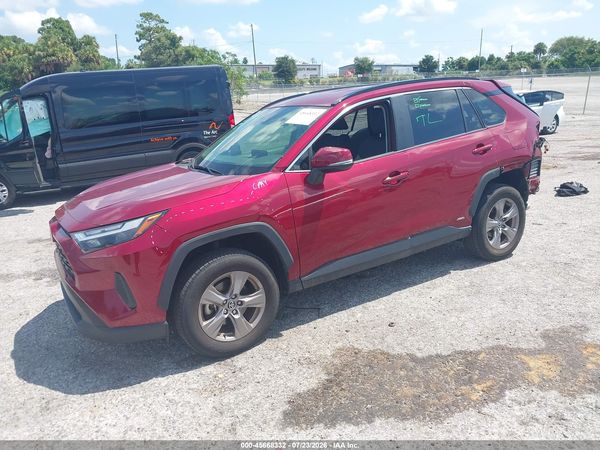 2024 TOYOTA RAV4 HYBRID XLE