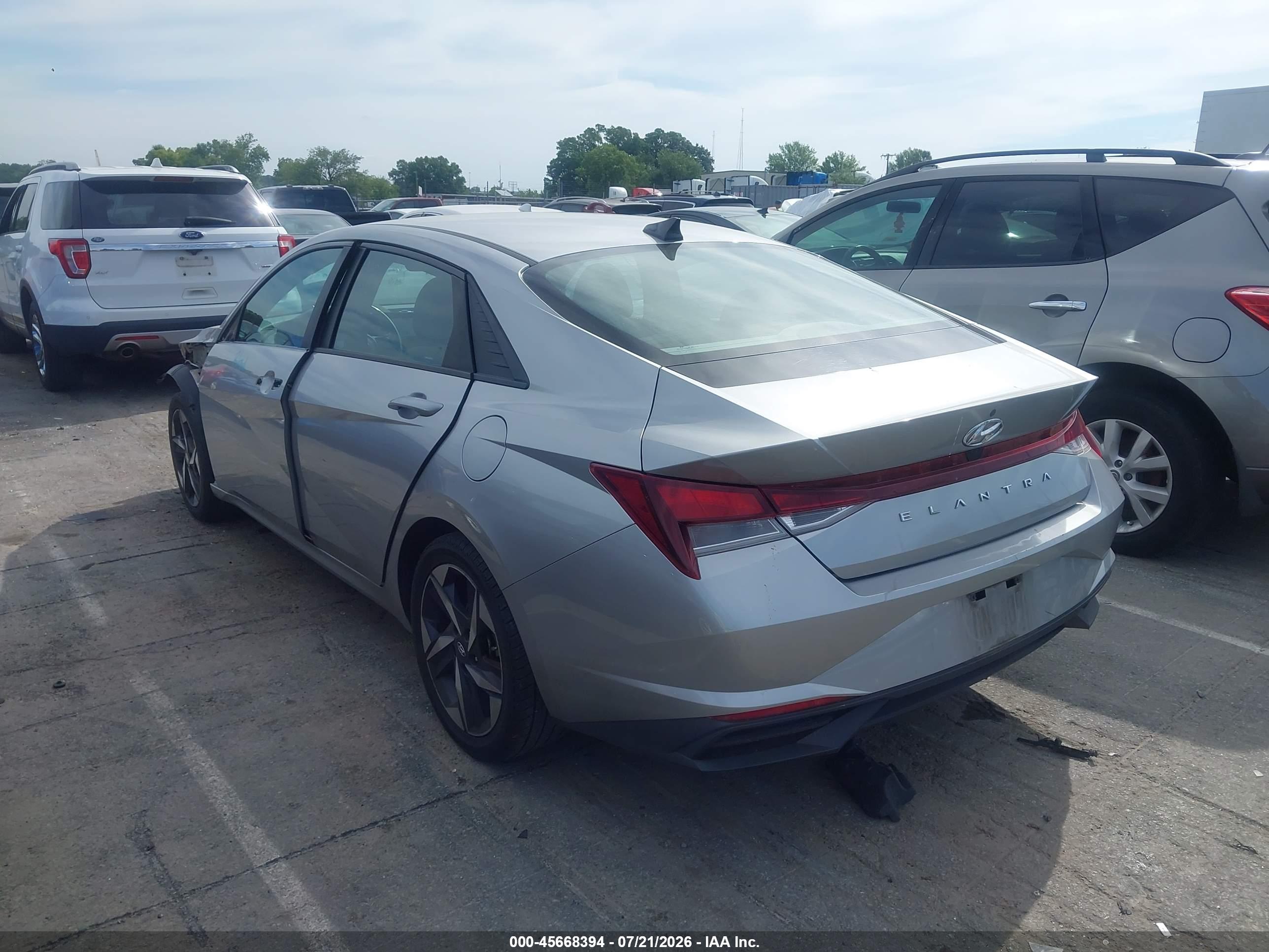 2023 HYUNDAI ELANTRA SEL
