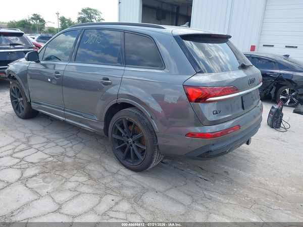 2021 AUDI Q7