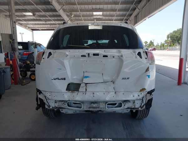 2016 TOYOTA RAV4 XLE