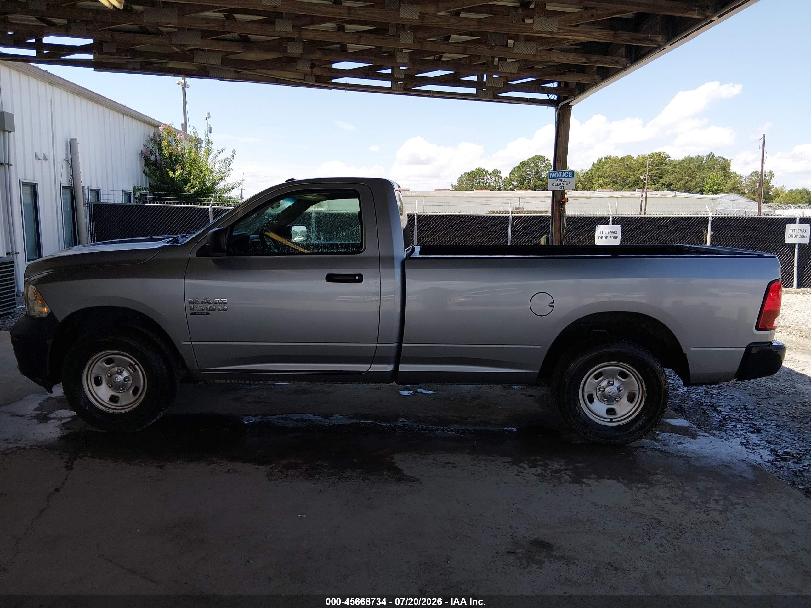 2020 RAM 1500 CLASSIC Classic DS