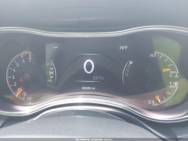 2019 JEEP GRAND CHEROKEE LAREDO E 4X4