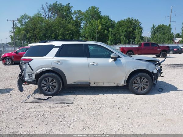 2022 NISSAN PATHFINDER SV 2WD
