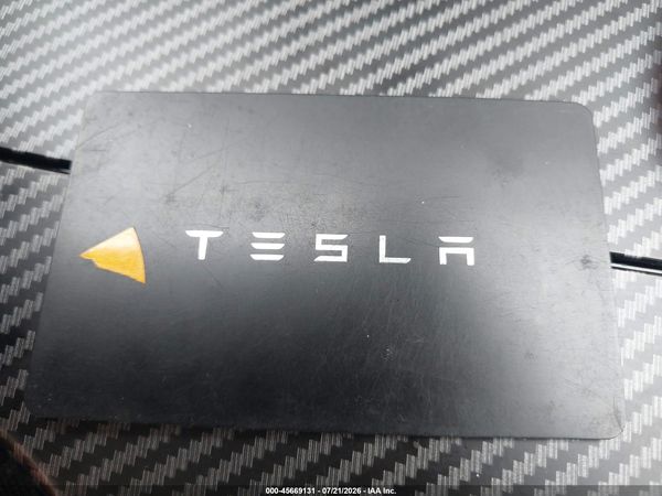 2020 TESLA MODEL Y