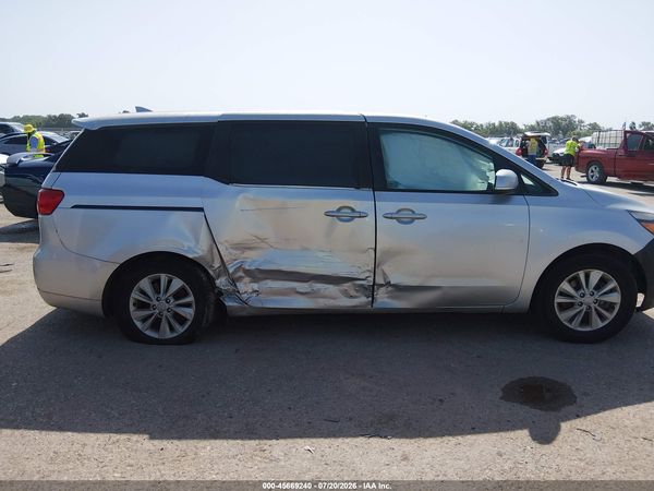 2017 KIA SEDONA LX
