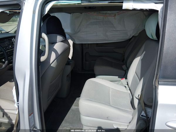 2017 KIA SEDONA LX