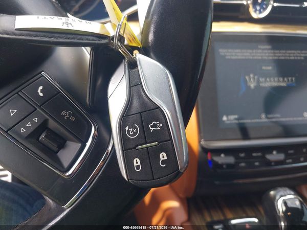 2017 MASERATI QUATTROPORTE S Q4 GRANSPORT