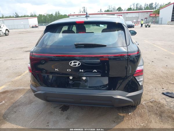 2024 HYUNDAI KONA SE