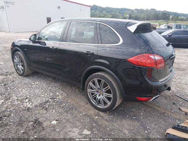 2014 PORSCHE CAYENNE DIESEL PLATINUM EDITION