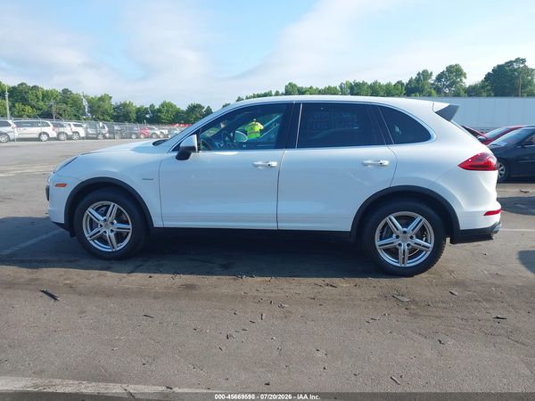 2016 PORSCHE CAYENNE DIESEL