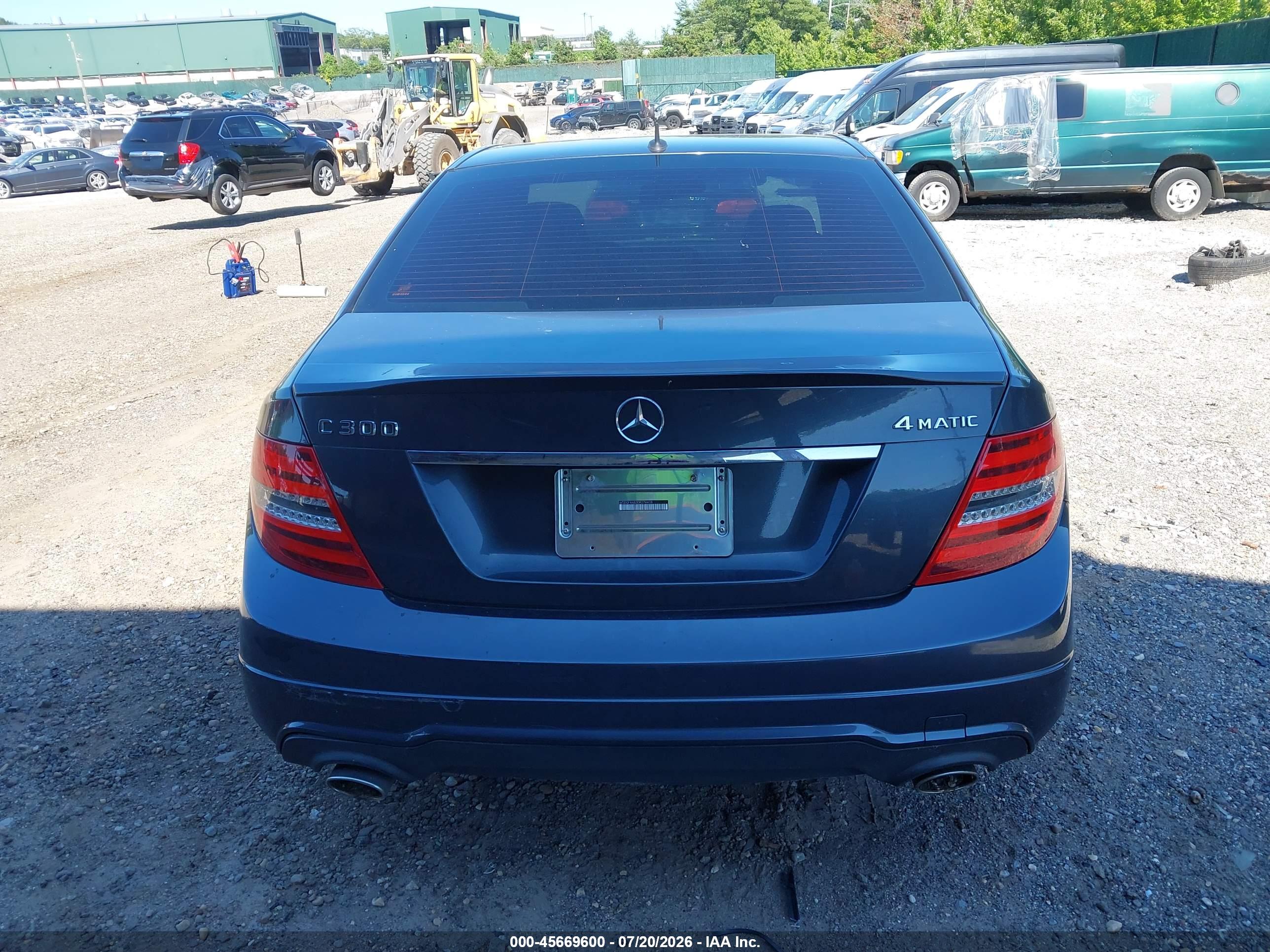 2013 MERCEDES-BENZ C 300 SPORT 4MATIC