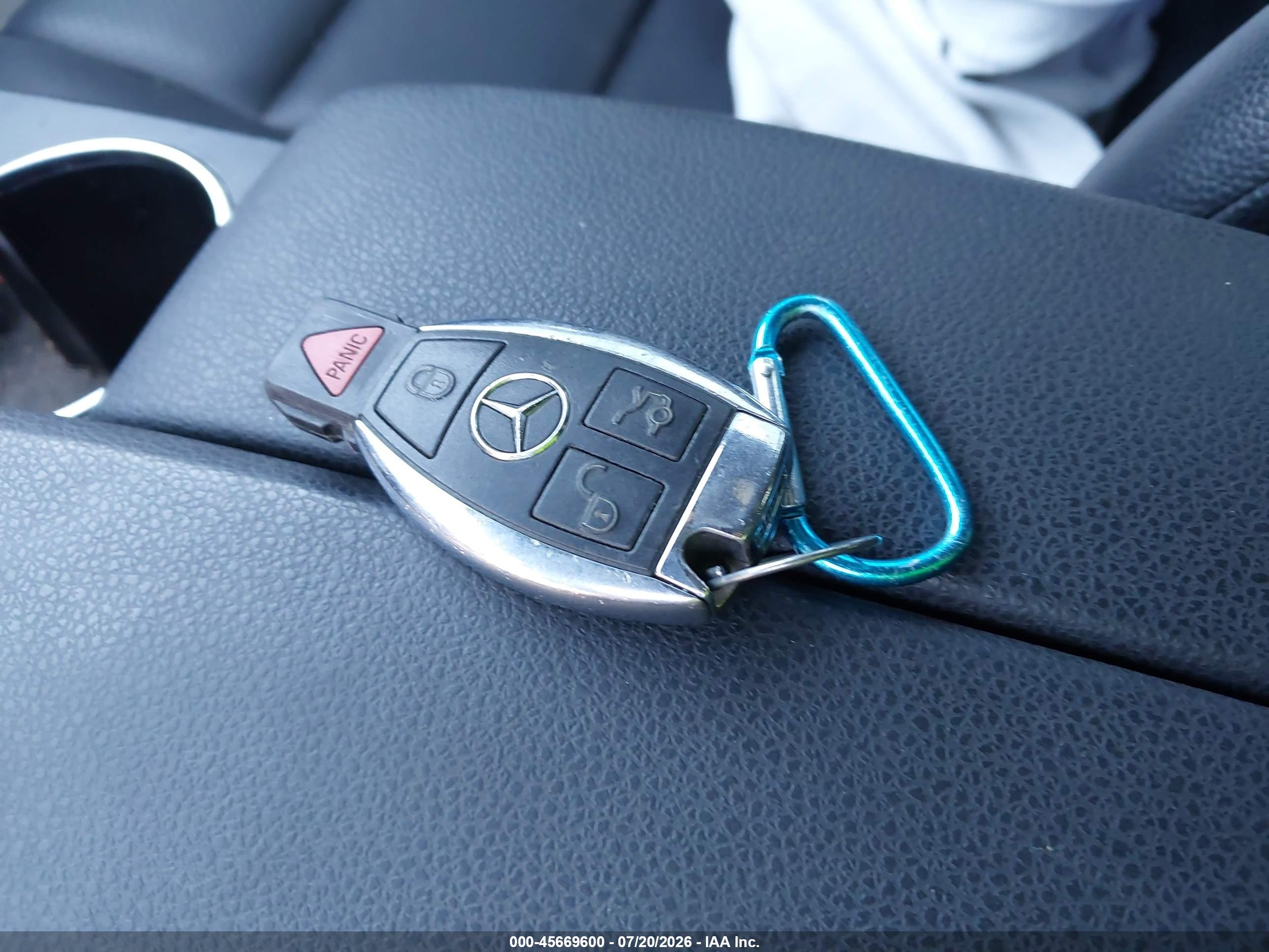 2013 MERCEDES-BENZ C 300 SPORT 4MATIC