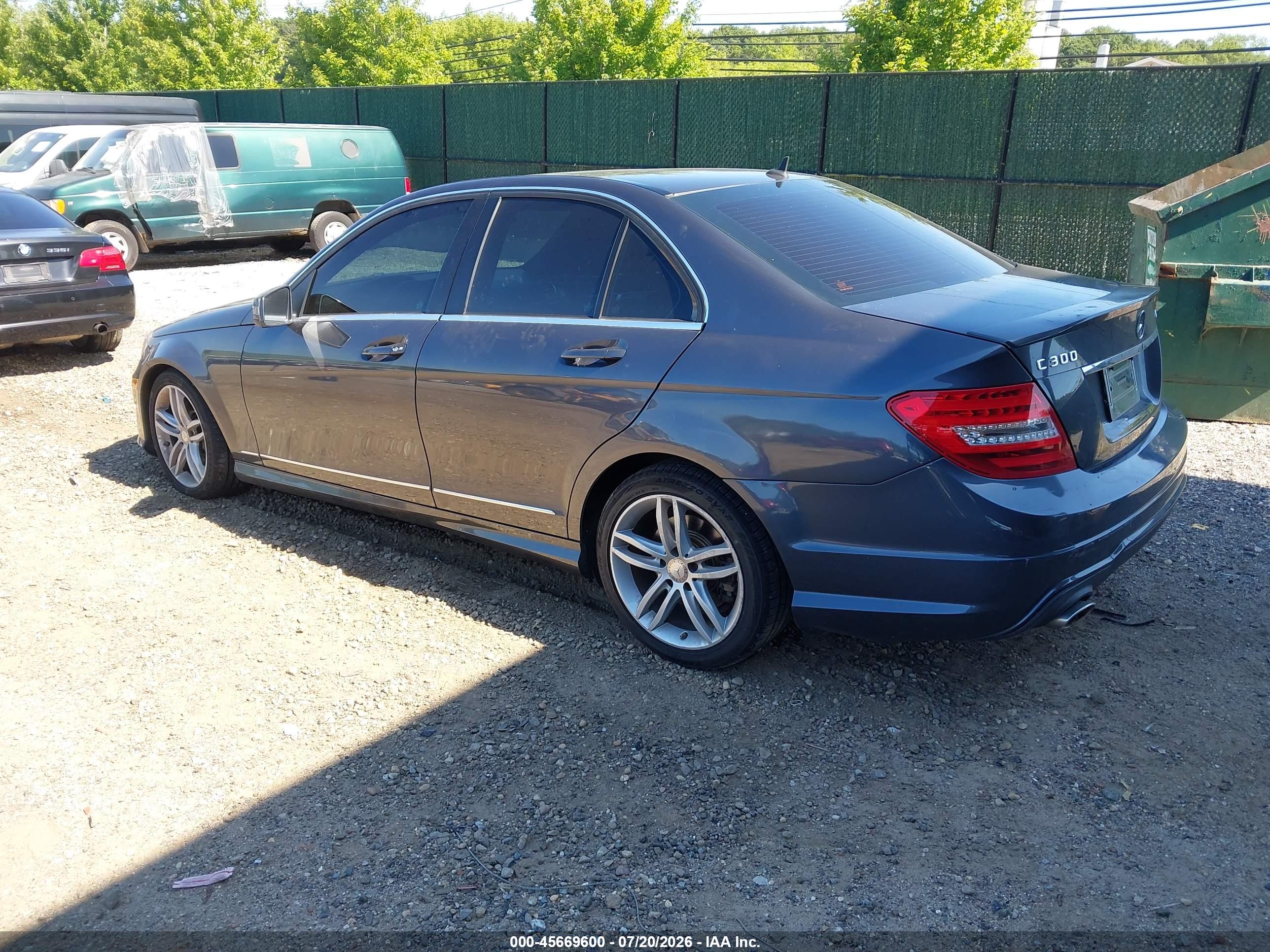 2013 MERCEDES-BENZ C 300 SPORT 4MATIC
