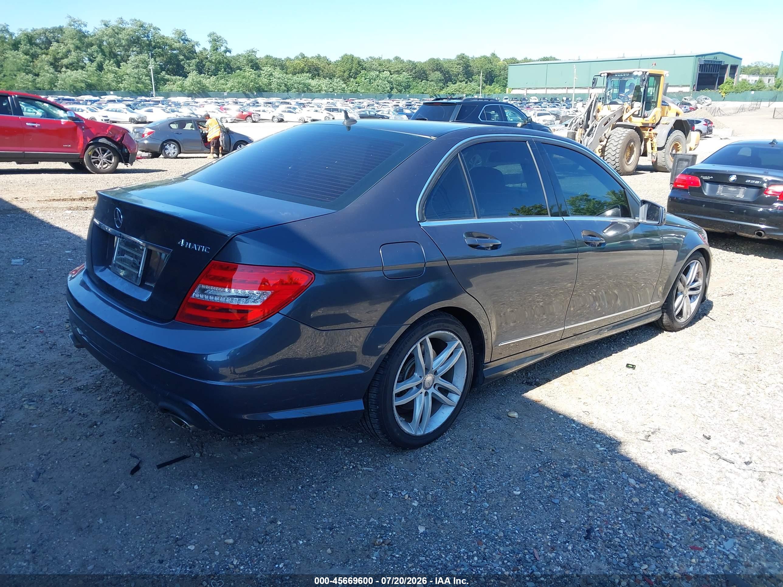 2013 MERCEDES-BENZ C 300 SPORT 4MATIC