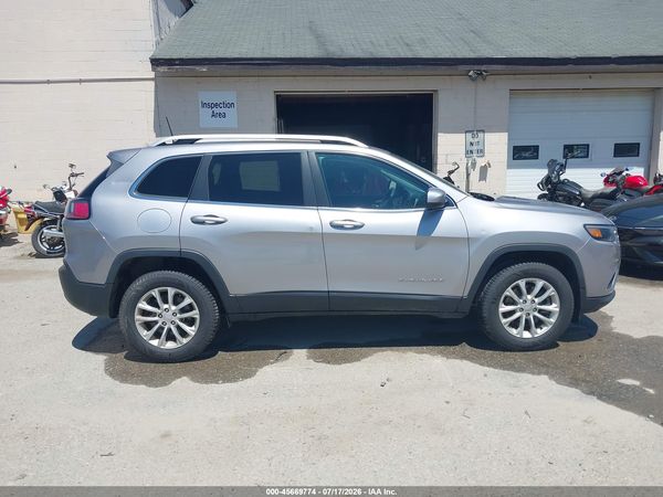 2019 JEEP CHEROKEE LATITUDE 4X4
