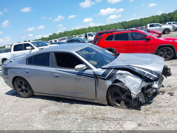 2013 DODGE CHARGER SE