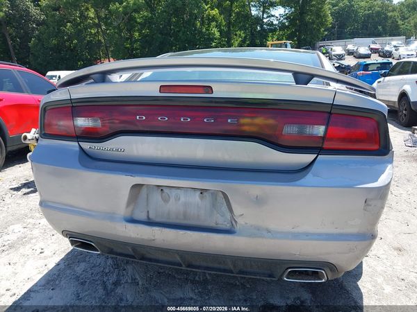 2013 DODGE CHARGER SE