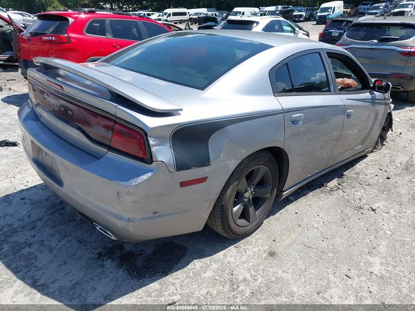 2013 DODGE CHARGER SE