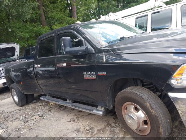 2017 RAM 3500 TRADESMAN  4X2 8' BOX