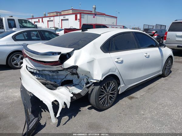 2024 KIA FORTE GT-LINE