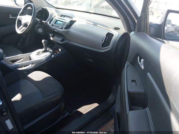 2016 KIA SPORTAGE LX