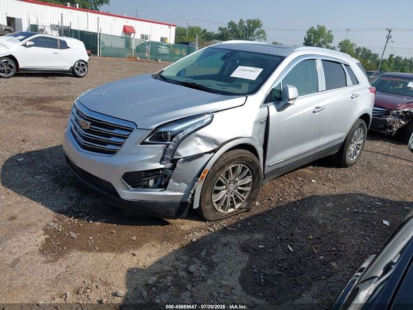 2017 CADILLAC XT5 LUXURY