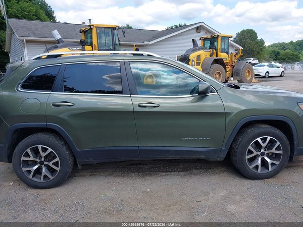 2019 JEEP CHEROKEE LATITUDE 4X4