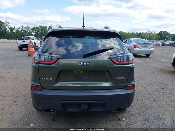 2019 JEEP CHEROKEE LATITUDE 4X4