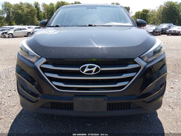 2018 HYUNDAI TUCSON SE