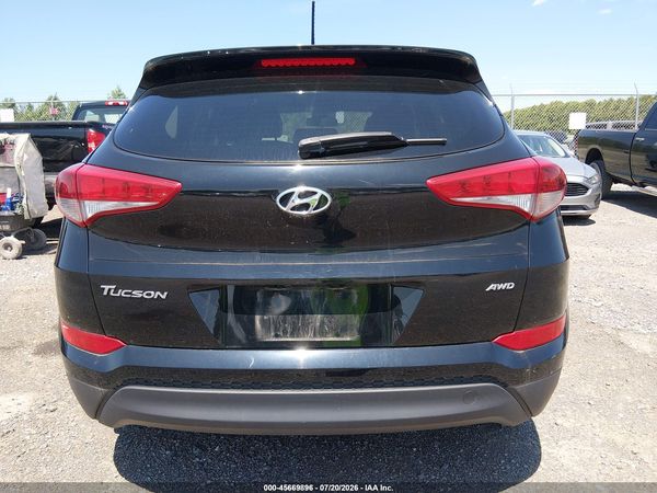 2018 HYUNDAI TUCSON SE