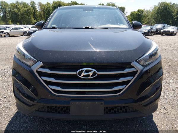 2018 HYUNDAI TUCSON SE