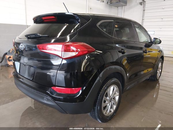 2018 HYUNDAI TUCSON SE