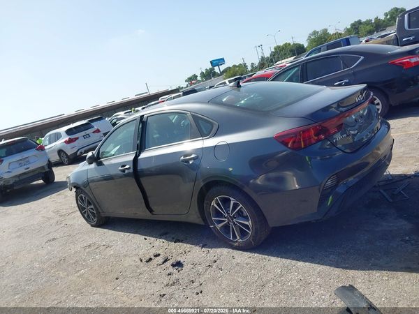 2024 KIA FORTE