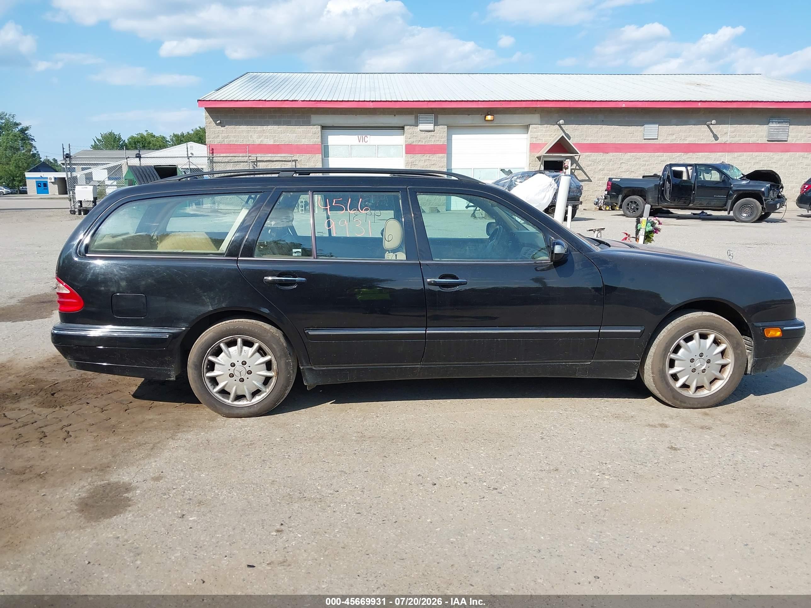 2002 MERCEDES-BENZ E 320 E320 4-Matic