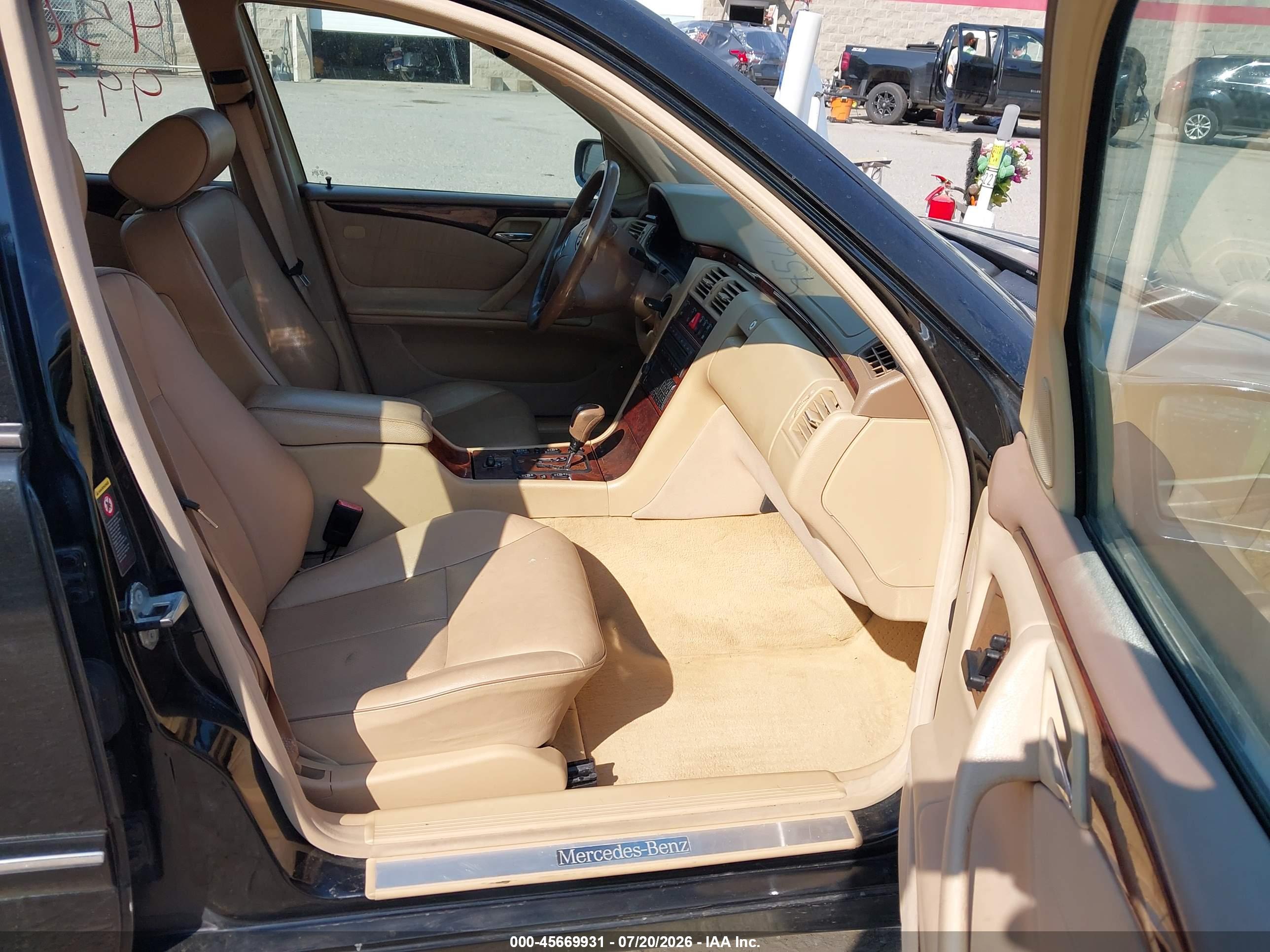 2002 MERCEDES-BENZ E 320 E320 4-Matic
